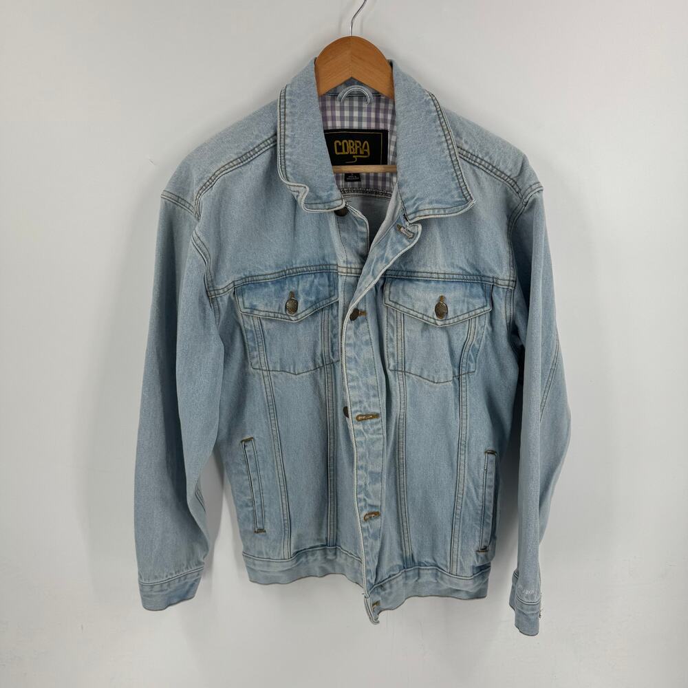 Vintage Cobra Light‎ Wash Denim Jacket 100% Cotton Women’s Small